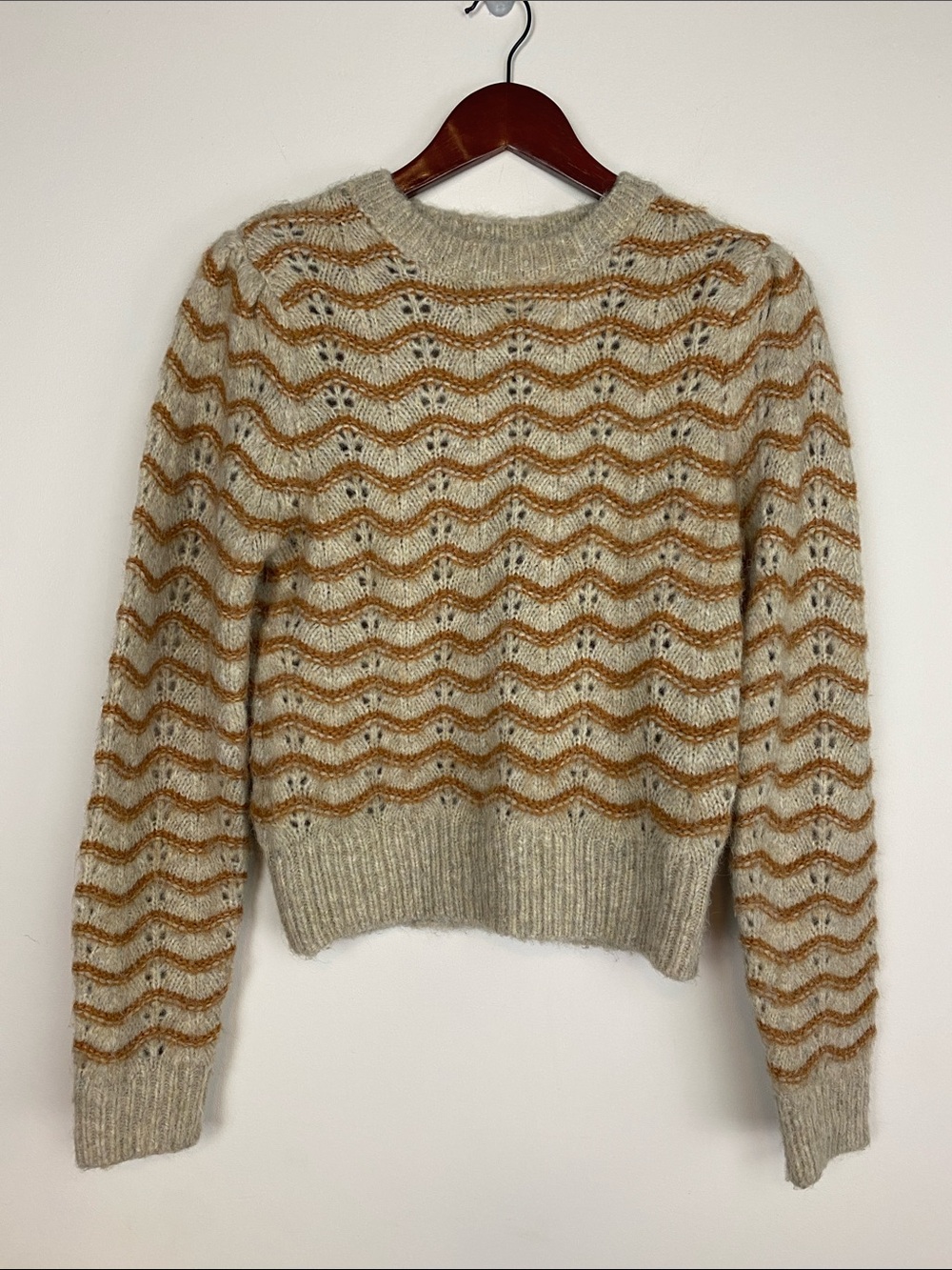 ASTR the Label Chevron-Pattern Crewneck Sweater in Cream and Brown